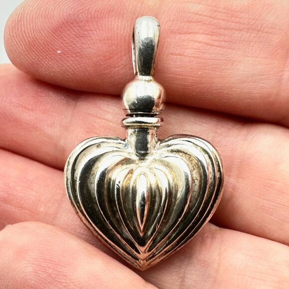 Vintage Lagos Caviar Sterling Silver Heart Perfume Pendant 1 1/4 Inch